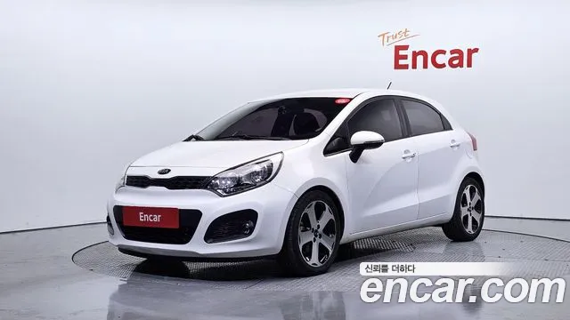 Kia pride 2012 — photo 1