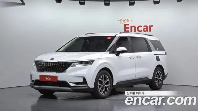 Kia Canival 2021 — photo 1