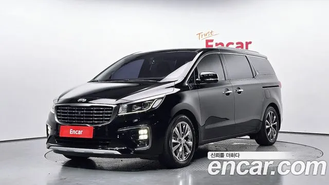 Kia Canival 2019 — photo 1