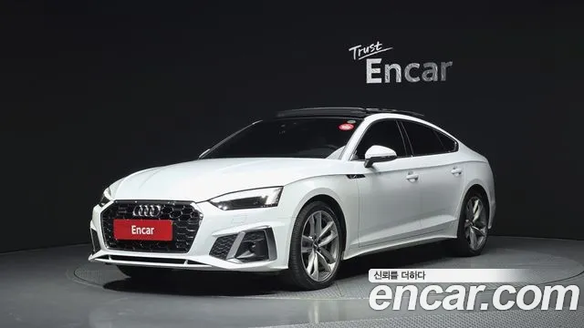 Audi A5 2021 — photo 1
