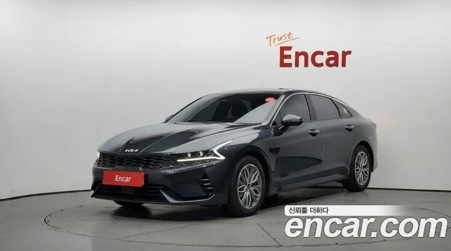 Kia K5 2023 — photo 1