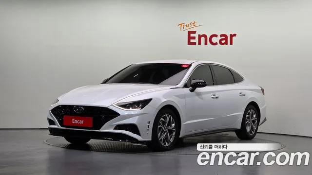 Hyundai Sonata 2022 — photo 1