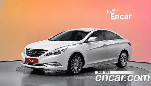Hyundai Sonata 2013 — photo 1