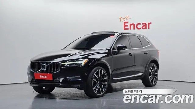 Volvo XC60 2018 — photo 1