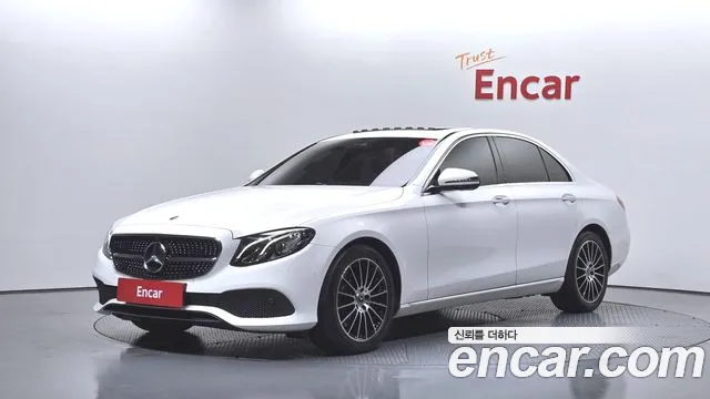 Mercedes-Benz E-Class 2019 — photo 1