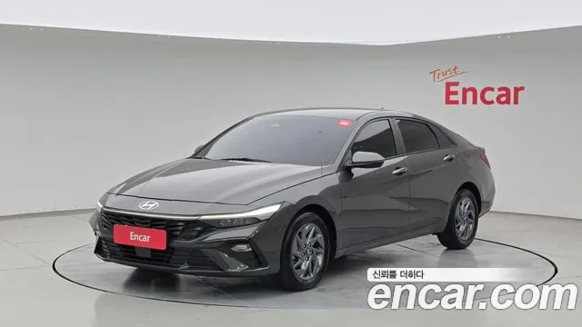 Hyundai AVANTE 2024 — photo 1