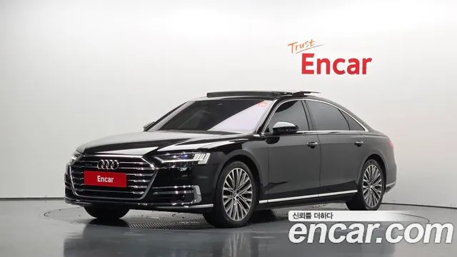 Audi A8 2021 — photo 1