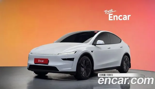 Tesla Model Y 2026 — photo 1