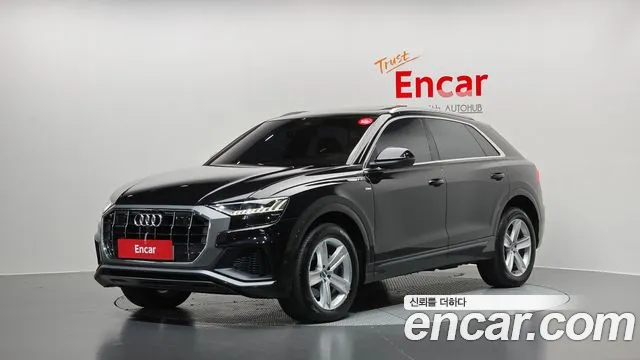 Audi Q8 2021 — photo 1