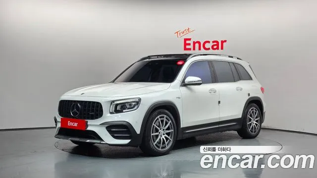 Mercedes-Benz GLB-Class 2021 — photo 1