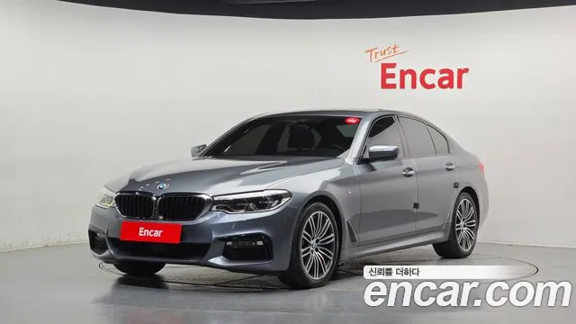 BMW 5-Series 2017 — photo 1