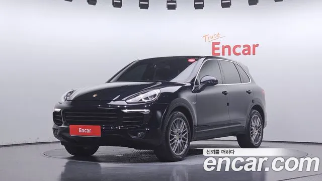 Porsche Cayenne 2016 — photo 1