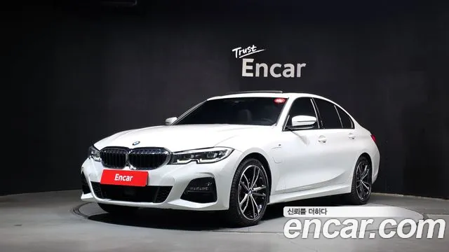 BMW 3-Series 2021 — photo 1