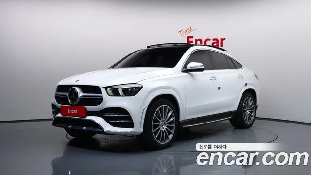 Mercedes-Benz GLE-Class 2023 — photo 1