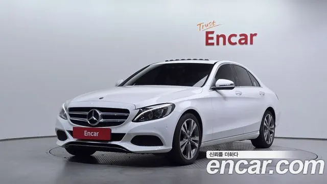 Mercedes-Benz C-Class 2018 — photo 1