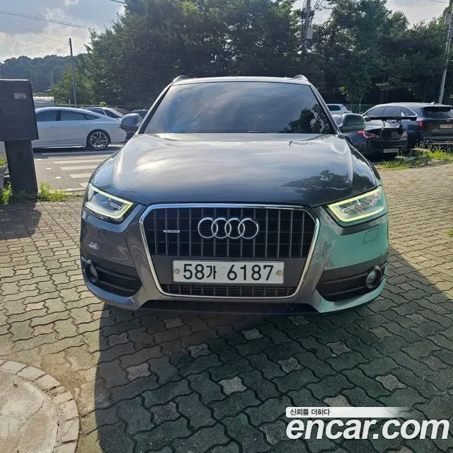 Audi Q3 2013 — photo 1