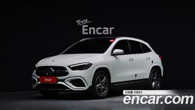Mercedes-Benz GLA-Class 2024 — photo 1