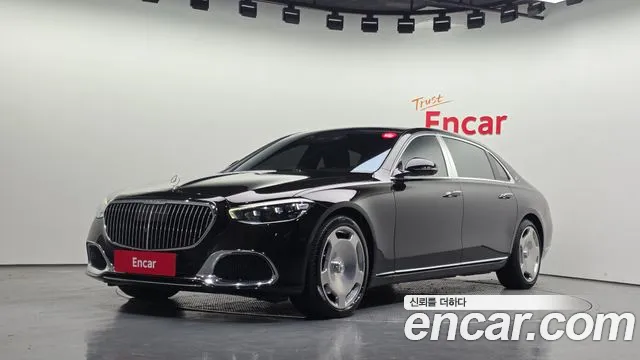 Mercedes-Benz S-Class 2023 — photo 1