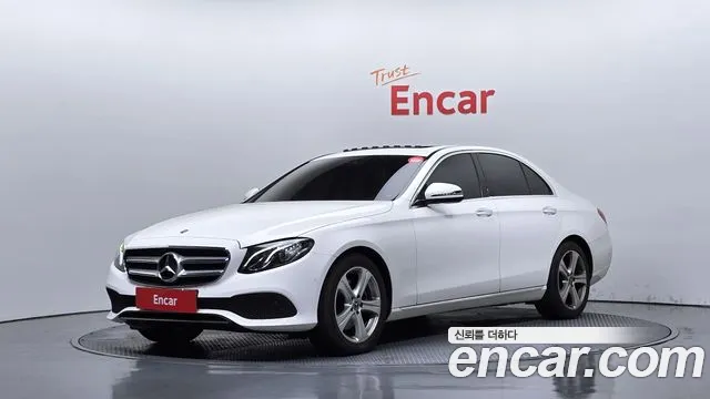 Mercedes-Benz E-Class 2018 — photo 1