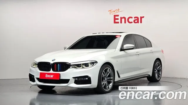 BMW 5-Series 2017 — photo 1