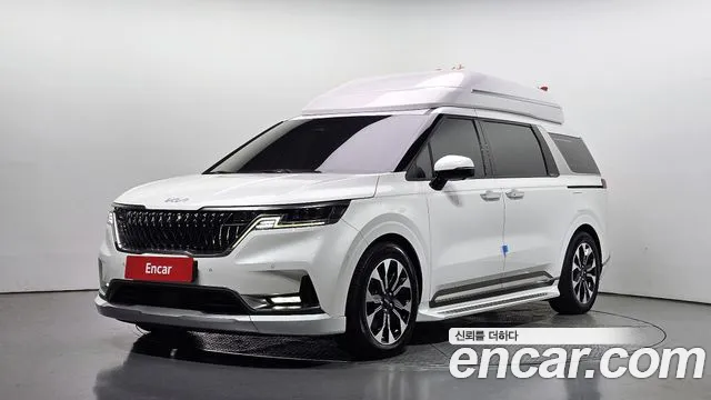 Kia Canival 2022 — photo 1