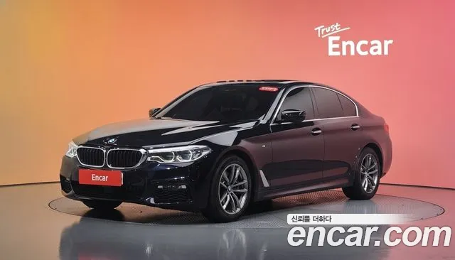 BMW 5-Series 2018 — photo 1