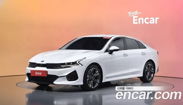 Kia K5 2020 — photo 1