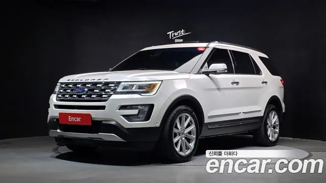 Ford Explorer 2016 — photo 1