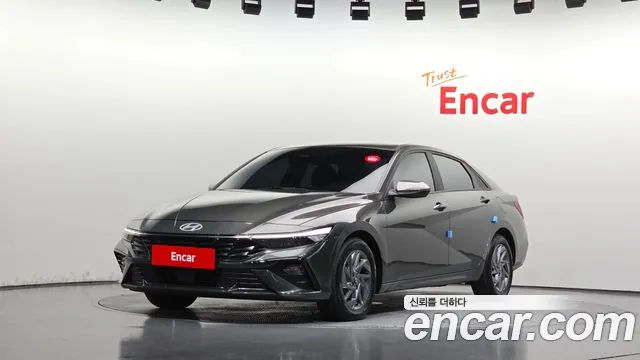 Hyundai AVANTE 2024 — photo 1