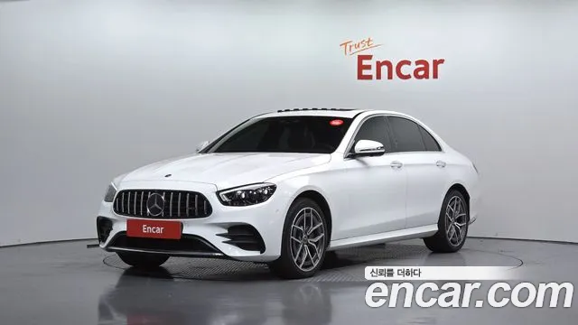 Mercedes-Benz E-Class 2022 — photo 1