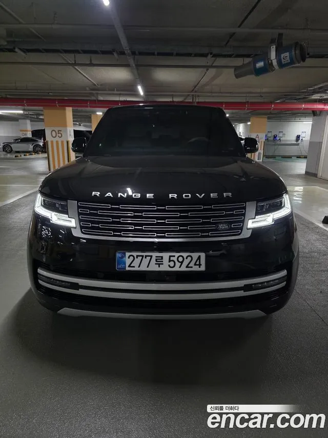 Land Rover Range Rover 2025 — photo 1