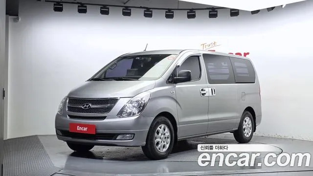 Hyundai Starex 2016 — photo 1