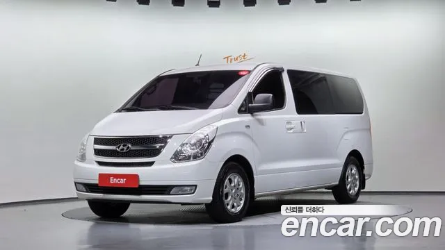 Hyundai Starex 2016 — photo 1