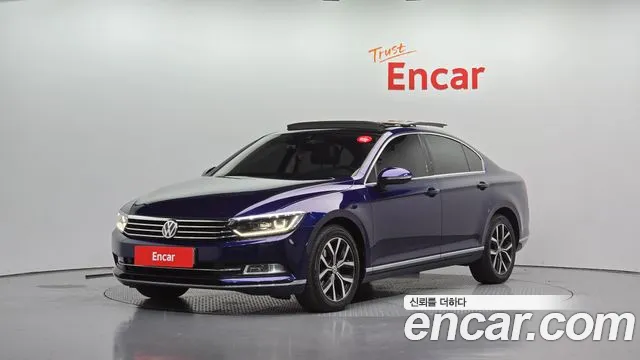 Volkswagen Passat 2018 — photo 1