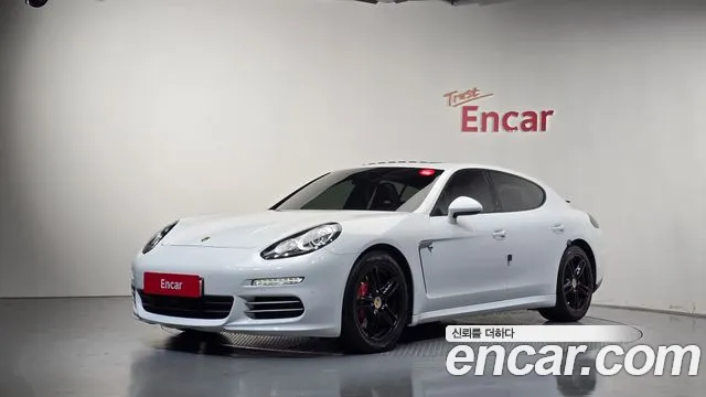 Porsche Panamera 2014 — photo 1