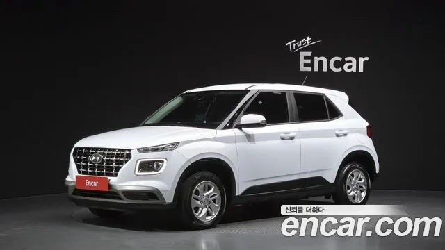 Hyundai Venue 2022 — photo 1