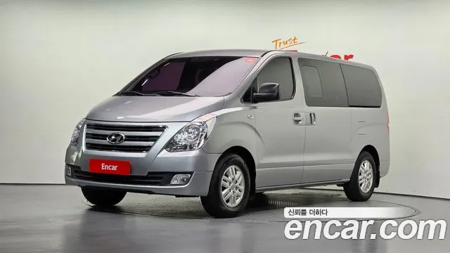 Hyundai Starex 2016 — photo 1