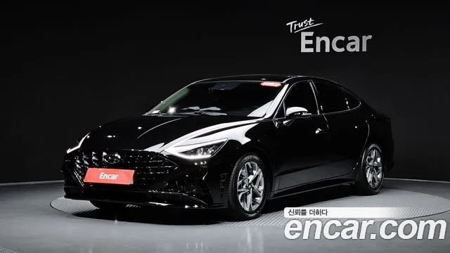 Hyundai Sonata 2022 — photo 1