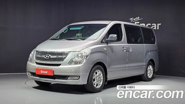Hyundai Starex 2014 — photo 1