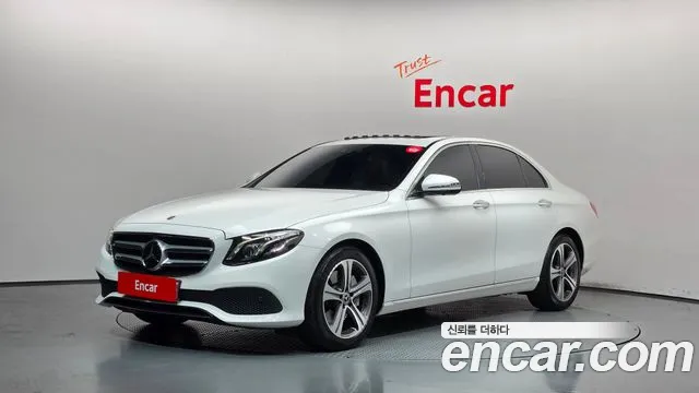 Mercedes-Benz E-Class 2020 — photo 1