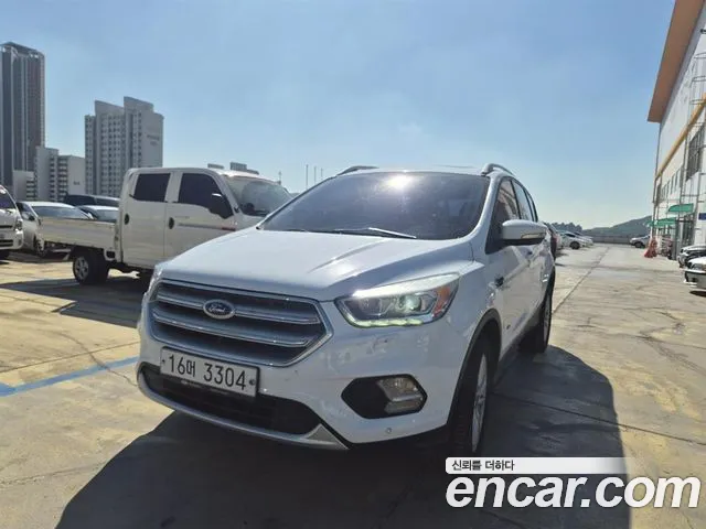 Ford Kuga 2017 — photo 1