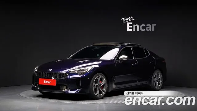 Kia Stinger 2018 — photo 1