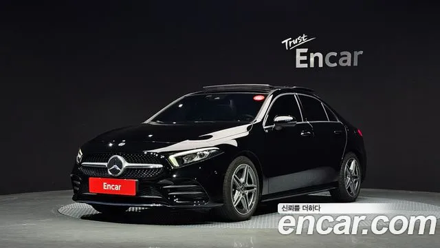 Mercedes-Benz A-Class 2022 — photo 1