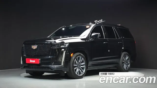 Cadillac Escalade 2023 — photo 1