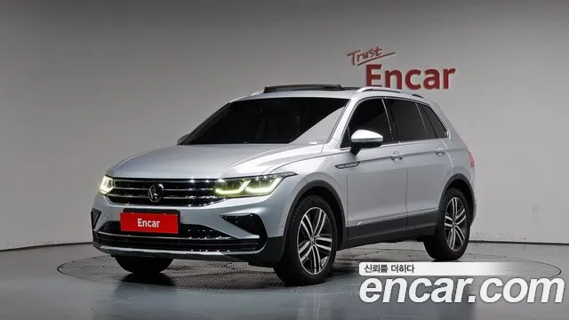 Volkswagen Tiguan 2022 — photo 1