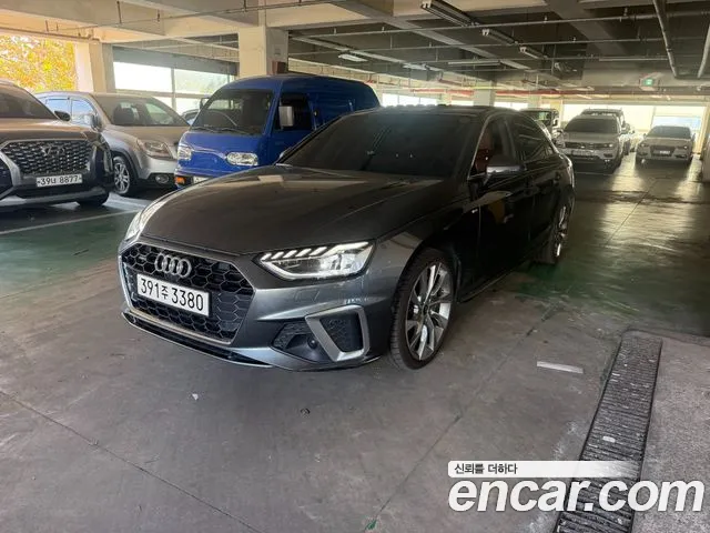 Audi A4 2023 — photo 1