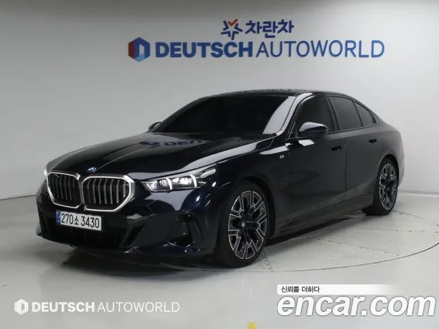 BMW 5-Series 2025 — photo 1