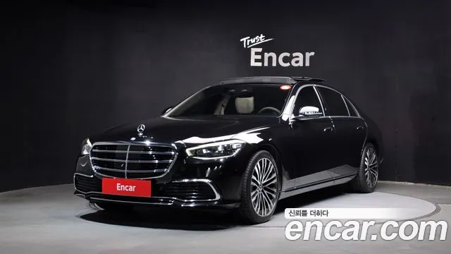 Mercedes-Benz S-Class 2023 — photo 1