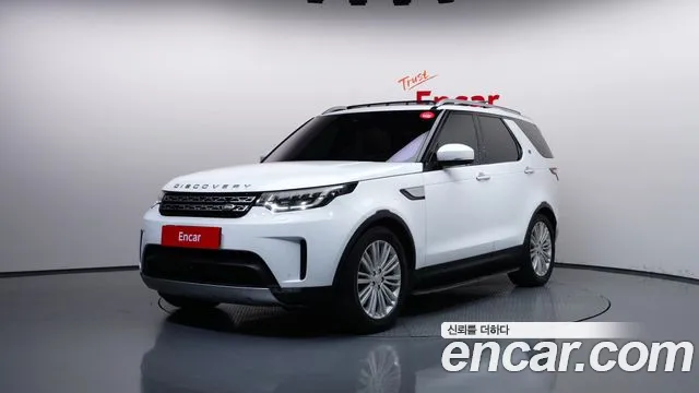 Land Rover Discovery 2017 — photo 1