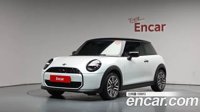Mini Cooper 2026 — photo 1